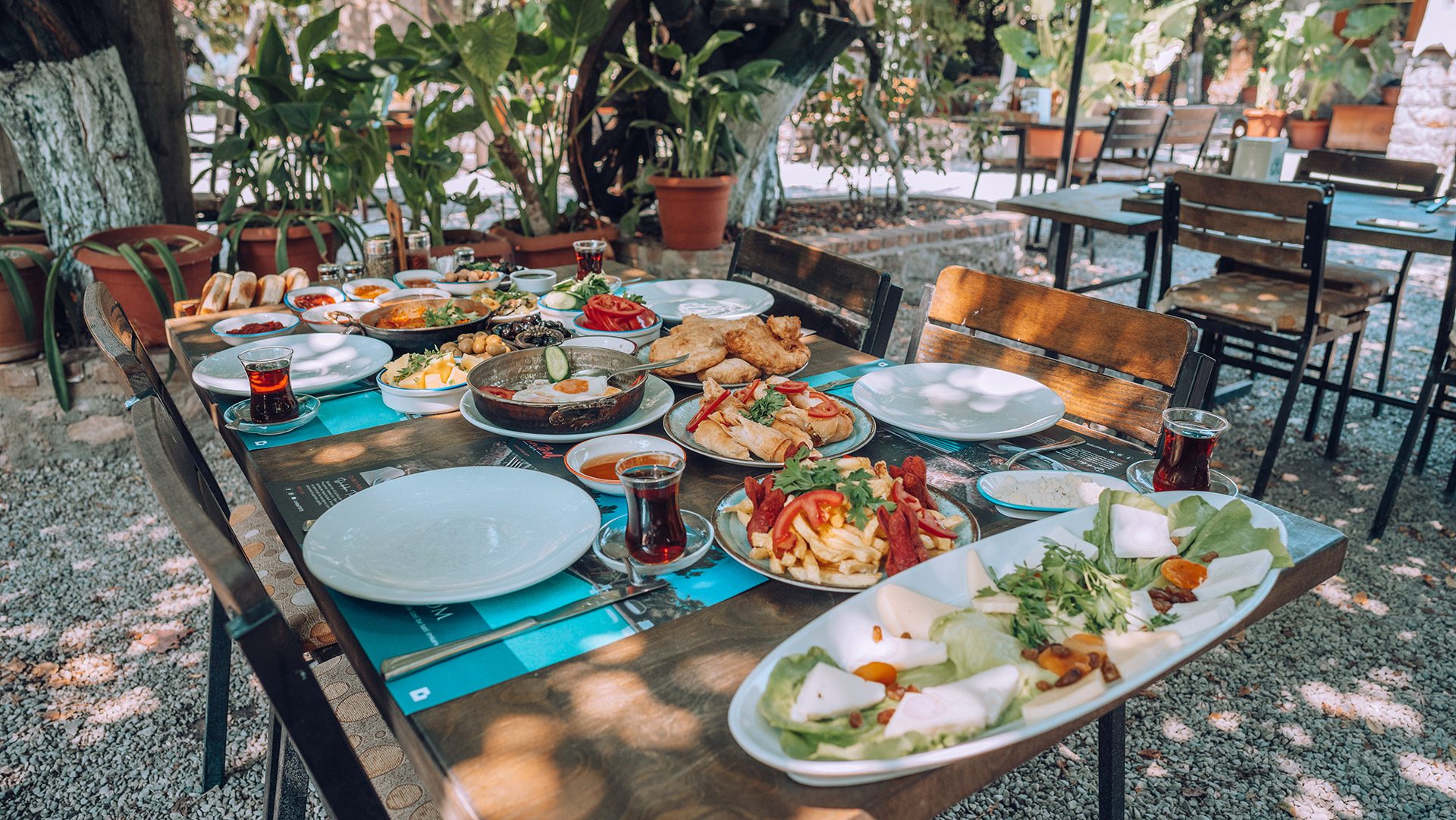 Fethiye kahvaltı - Cin Bal Kayaköy serpme kahvaltı ve doğal kahvaltı